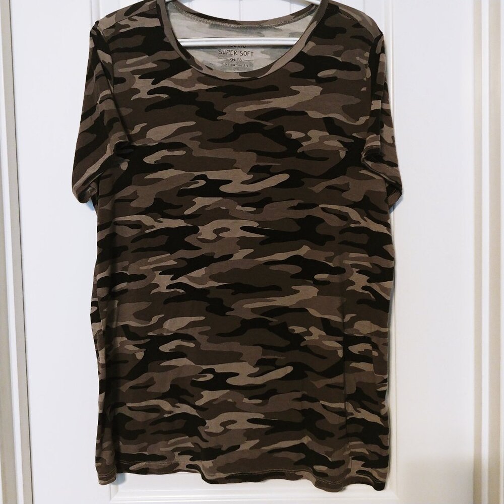 Torrid Super Soft Camo T-Shirt - Size 1